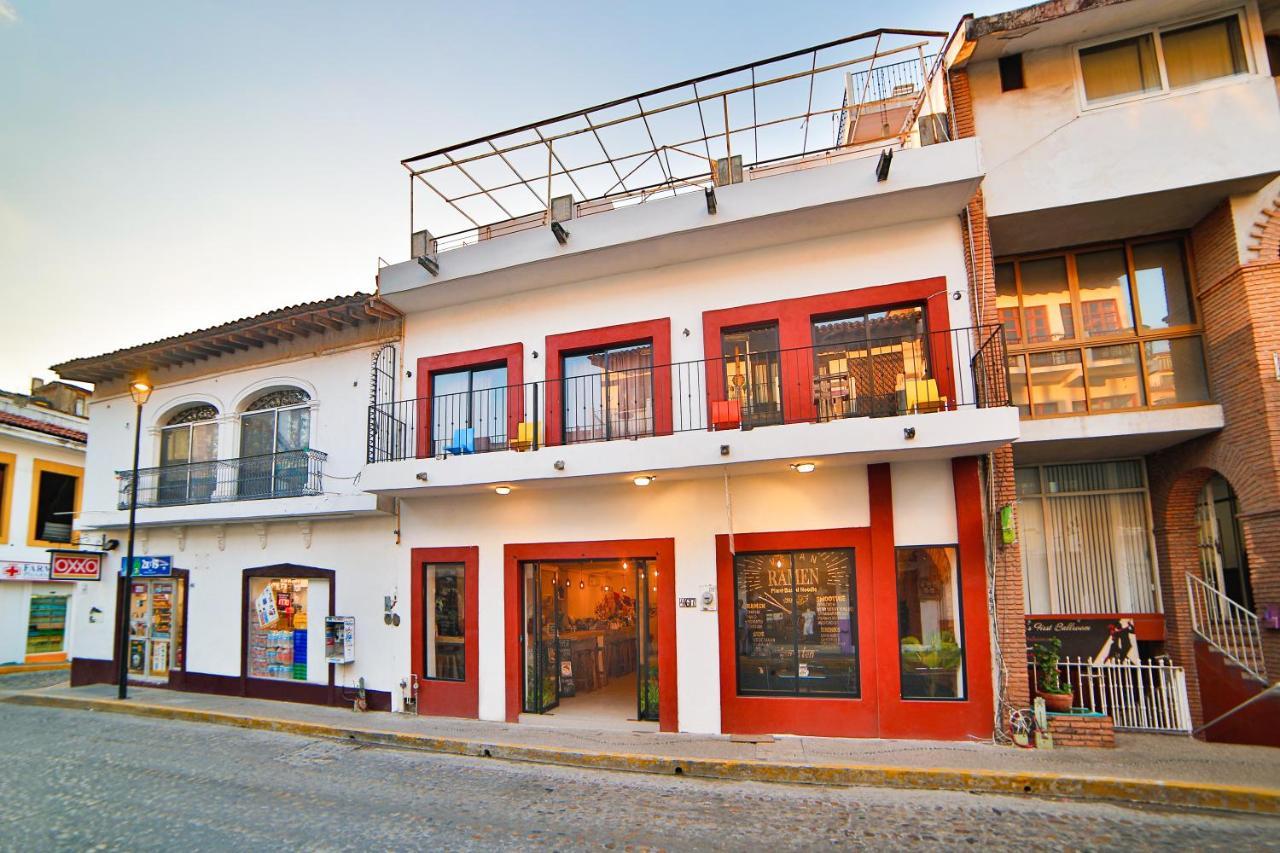 Hostal Ten To Ten Puerto Vallarta Exterior foto
